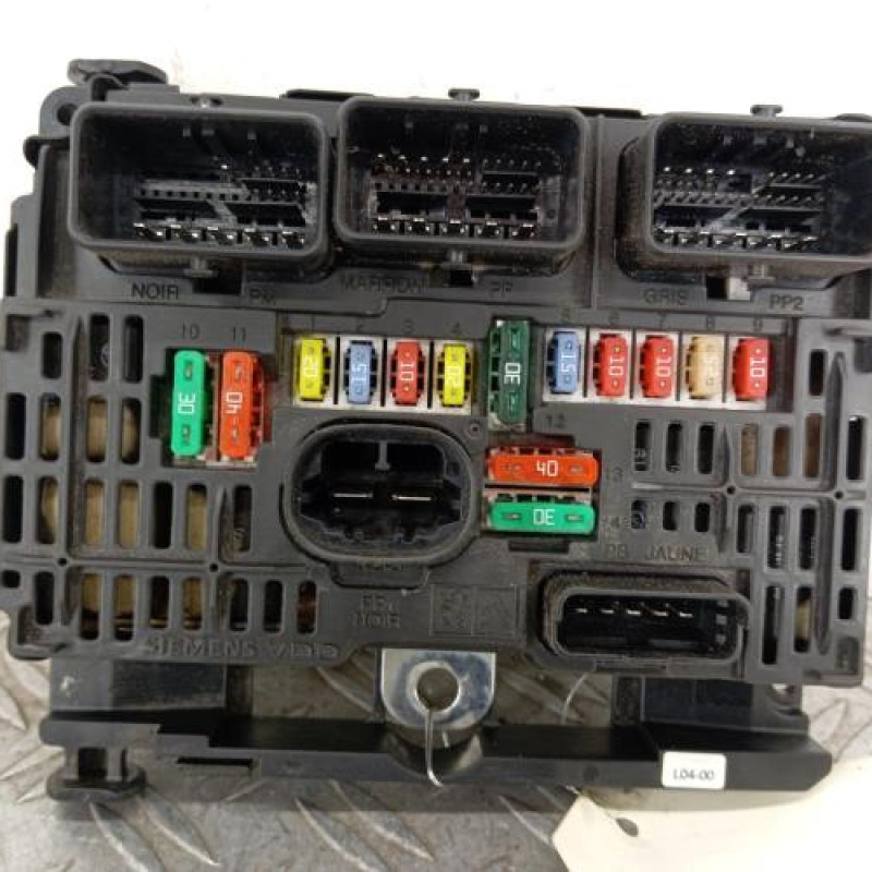 Boitier servitude moteur (BSM) PEUGEOT 307 Boitier servitude moteur (BSM) PEUGEOT 307