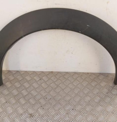 Extension d'aile avant gauche CITROEN C4 CACTUS Photo n°1