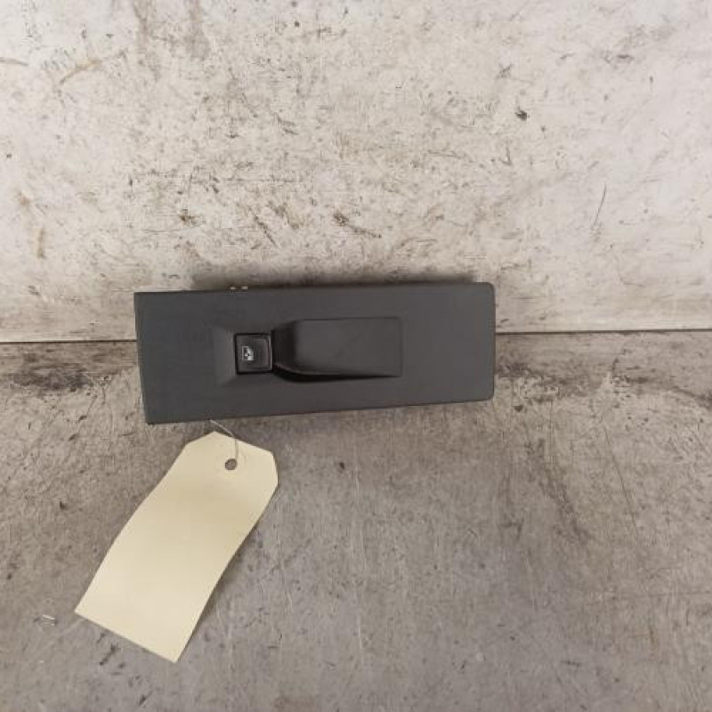 Interrupteur de leve vitre avant droit VOLKSWAGEN TRANSPORTER 6
