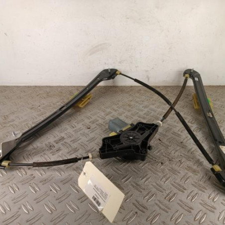 Leve vitre electrique avant droit VOLKSWAGEN GOLF 7 Photo n°1