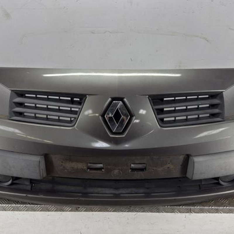 Pare choc avant RENAULT MEGANE 2