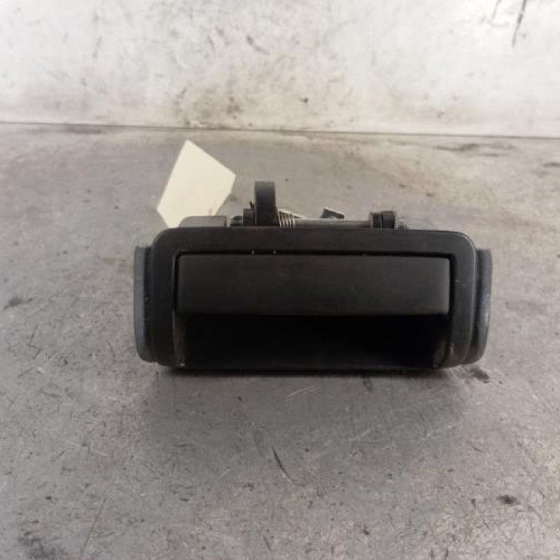 Poignee porte coffre droit VOLKSWAGEN TRANSPORTER 6