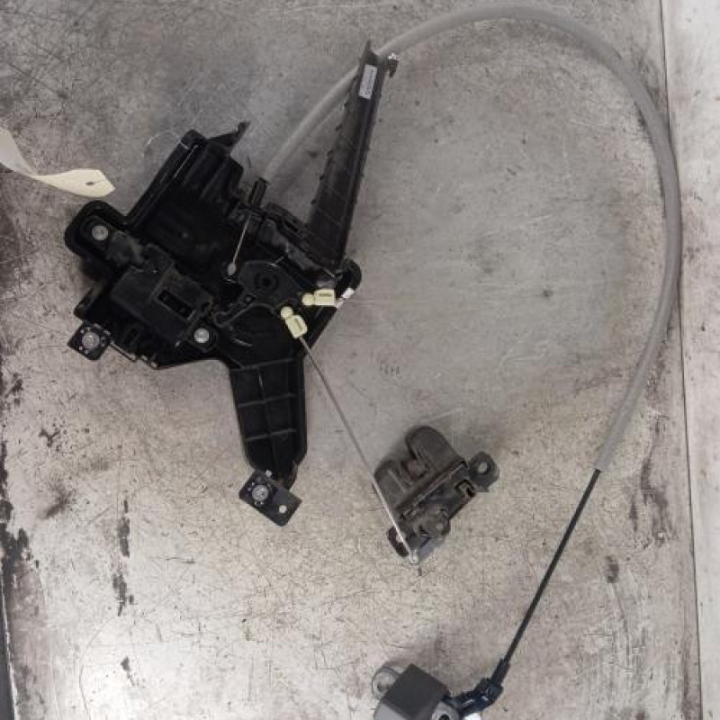 Serrure de porte de coffre gauche VOLKSWAGEN TRANSPORTER 6