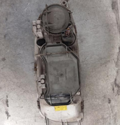 Optique avant principal droit (feux)(phare) FORD FIESTA 4