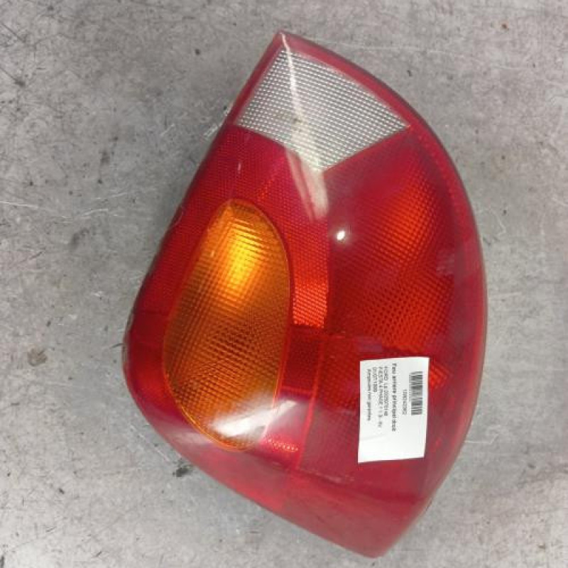 Feu arriere principal droit (feux) FORD FIESTA 4