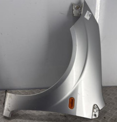 Aile avant gauche FORD FIESTA 5 Photo n°1