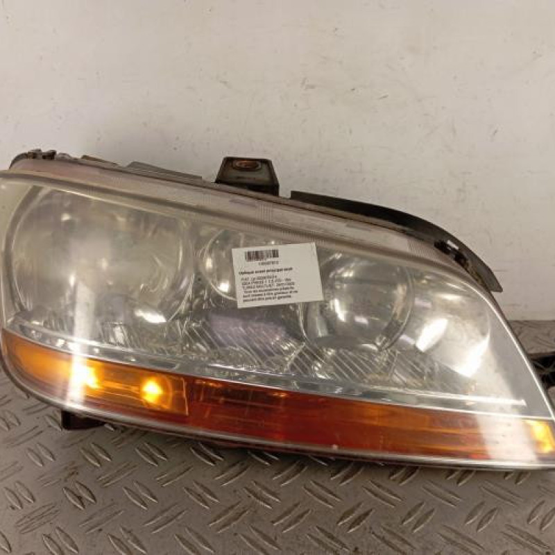 Optique avant principal droit (feux)(phare) FIAT IDEA