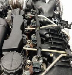 Moteur CITROEN C4 1 Photo n°5