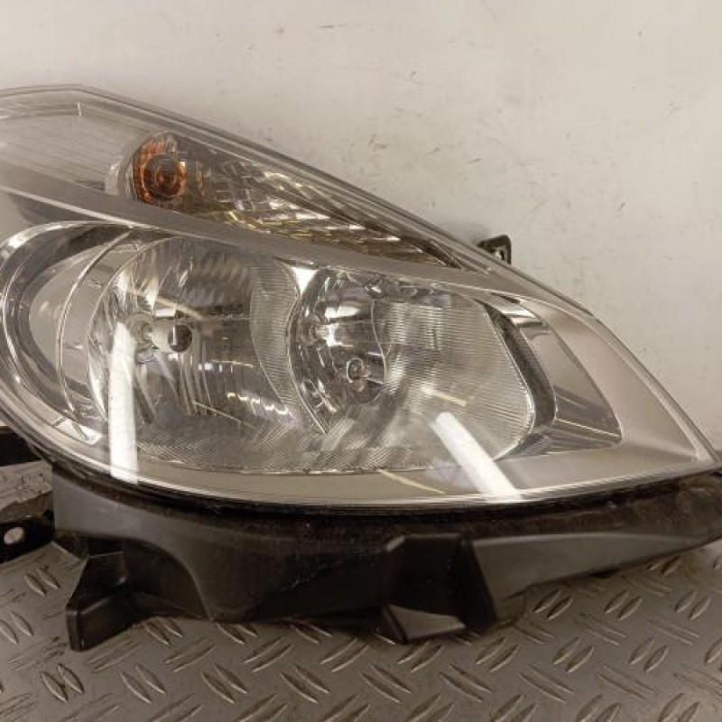 Optique avant principal droit (feux)(phare) RENAULT CLIO 3