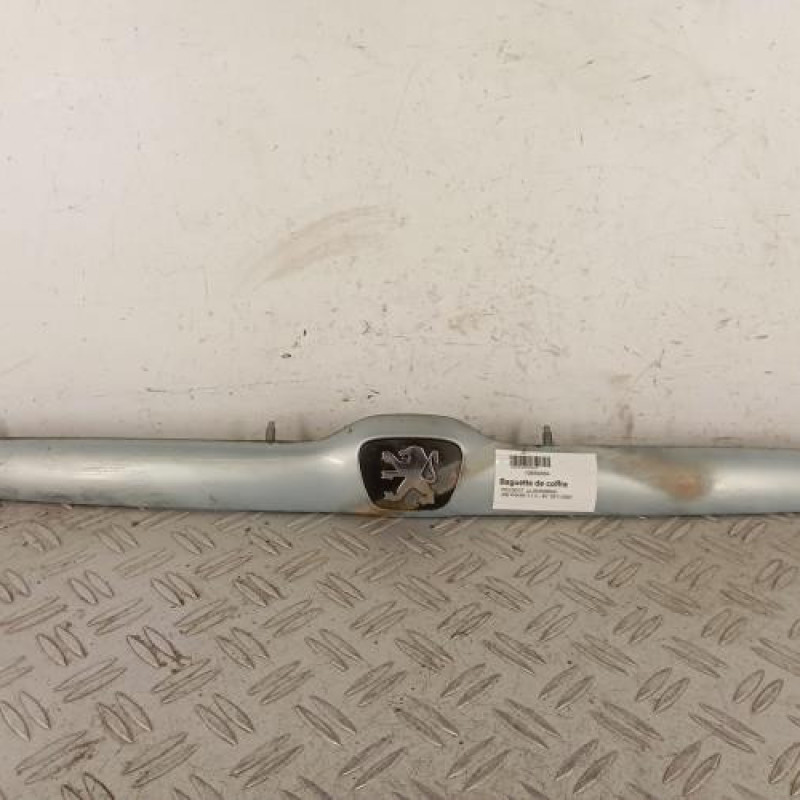 Baguette de coffre PEUGEOT 206 Baguette de coffre PEUGEOT 206