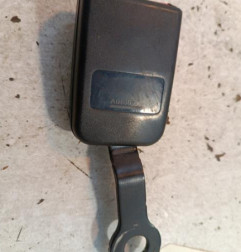 Attache ceinture avant droit NISSAN NV400
