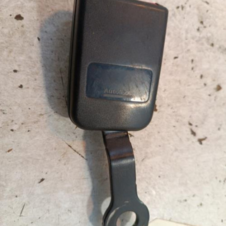 Attache ceinture avant droit NISSAN NV400