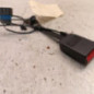 Attache ceinture avant gauche NISSAN NV400
