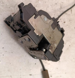 Serrure avant droit NISSAN NV400