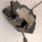 Serrure avant droit NISSAN NV400