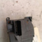 Serrure avant droit NISSAN NV400