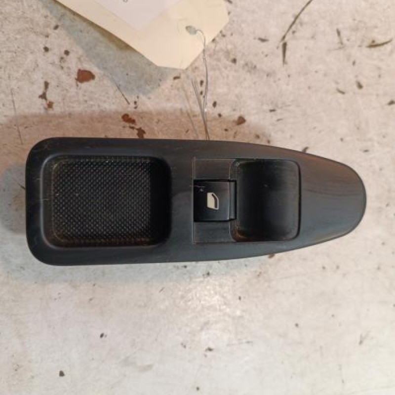 Interrupteur de leve vitre avant droit PEUGEOT EXPERT 2