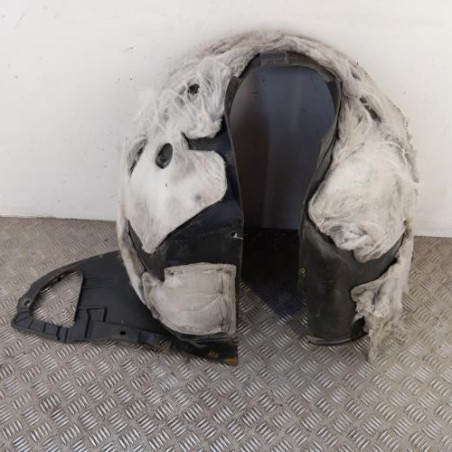 Pare boue avant droit PEUGEOT 207