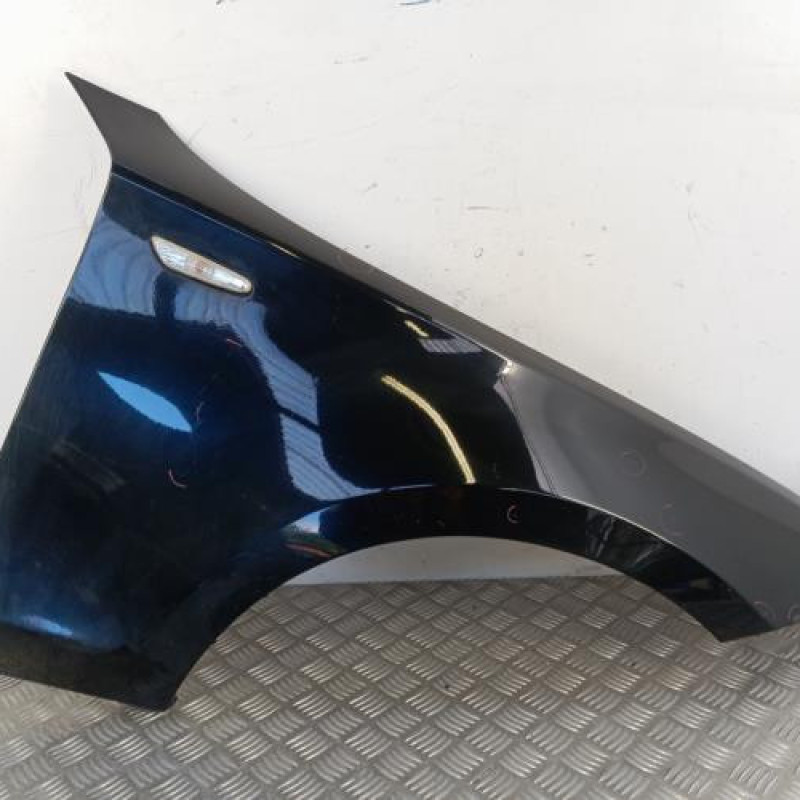 Aile avant droit BMW SERIE 1 E87