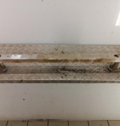 Renfort pare choc arriere (traverse) TOYOTA YARIS 2 Photo n°1