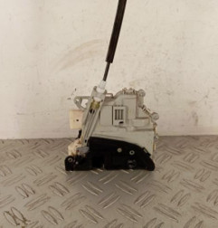 Serrure arriere droit AUDI A4 3