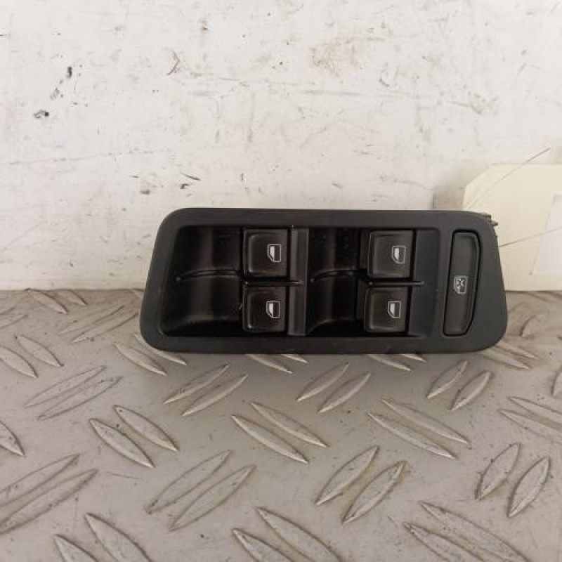 Interrupteur de leve vitre avant gauche VOLKSWAGEN GOLF 7