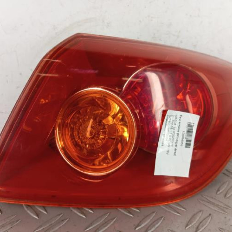Feu arriere principal droit (feux) MAZDA 3 1 Feu arriere principal droit (feux) MAZDA 3 1