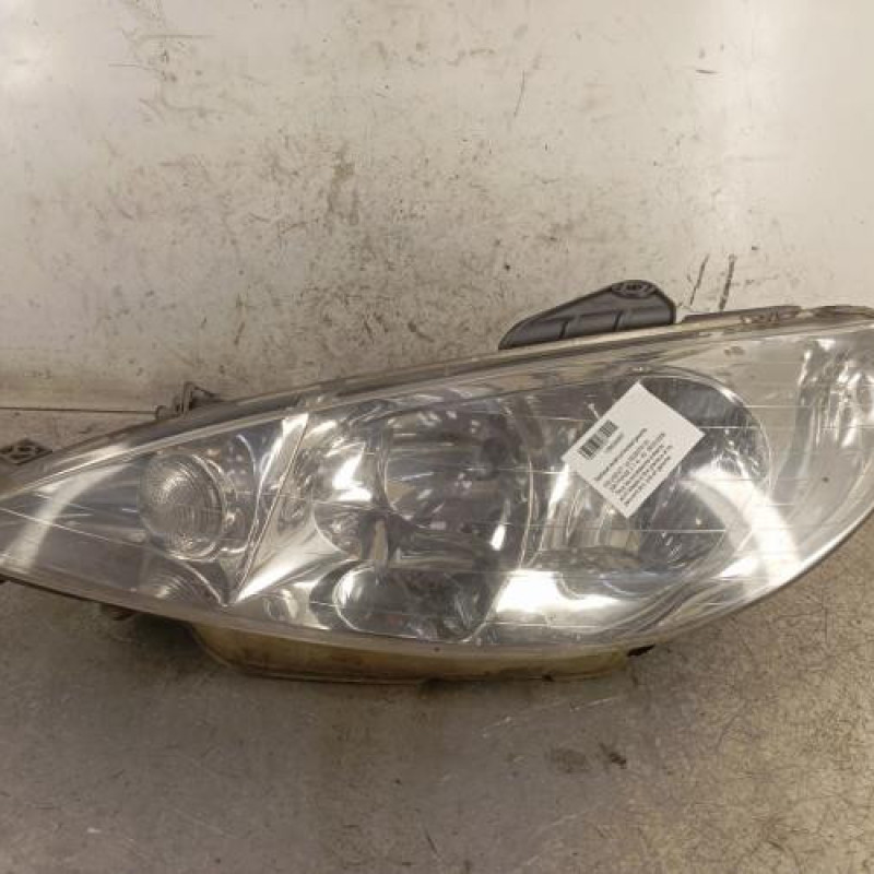 Optique avant principal gauche (feux)(phare) PEUGEOT 206