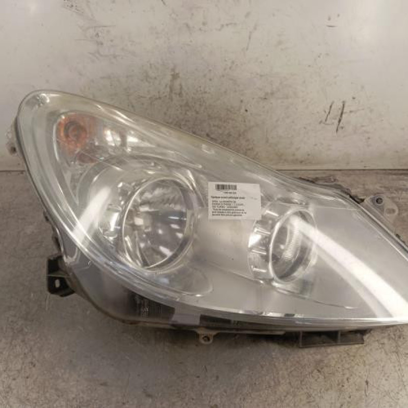 Optique avant principal droit (feux)(phare) OPEL CORSA D