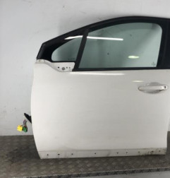 Porte avant gauche PEUGEOT 2008 1
