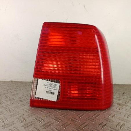 Feu arriere principal droit (feux) VOLKSWAGEN PASSAT 4 Photo n°1