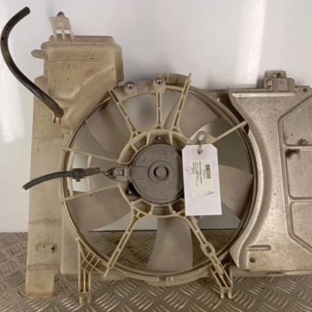 Moto ventilateur radiateur TOYOTA YARIS 2 Photo n°1