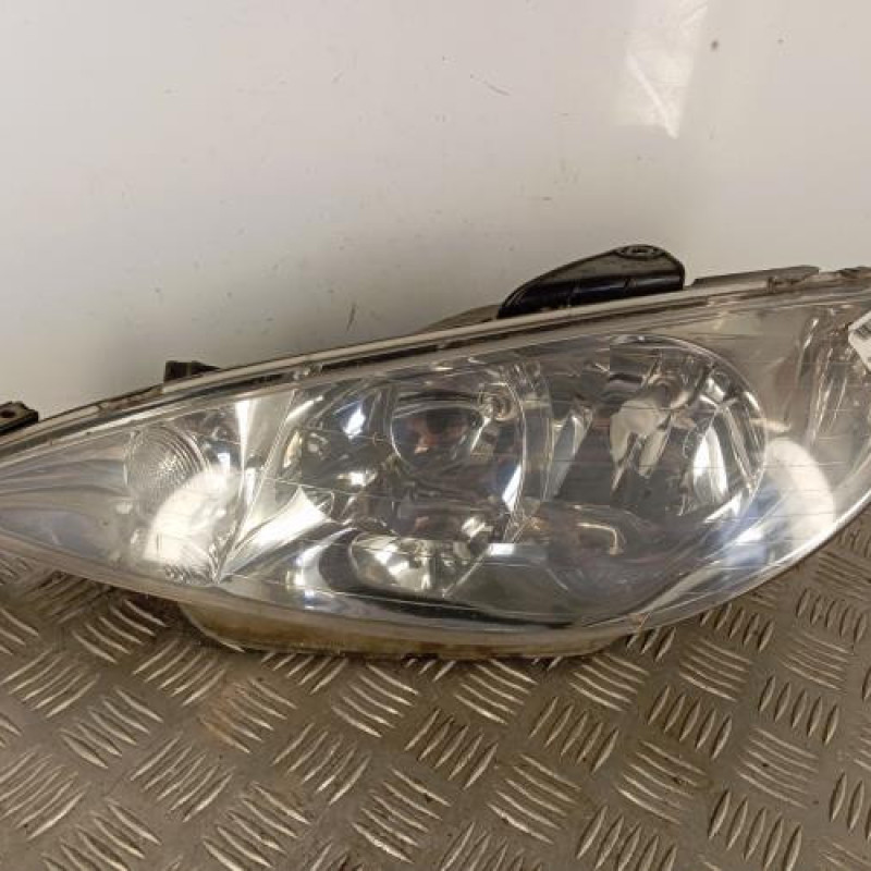 Optique avant principal gauche (feux)(phare) PEUGEOT 206