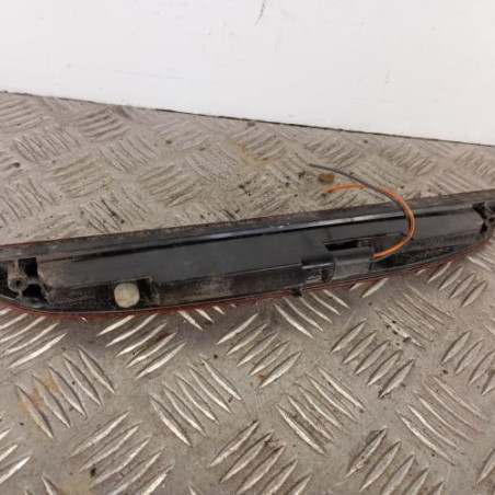 Feu arriere stop central RENAULT CLIO 2