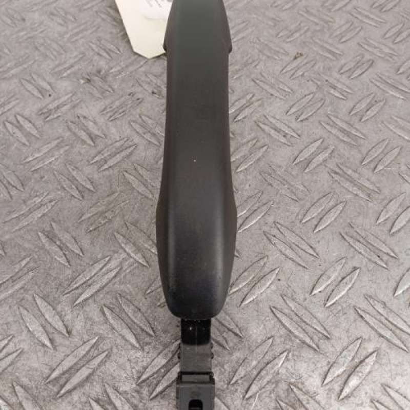 Poignee porte arriere droit DACIA SANDERO 3 Poignee porte arriere droit DACIA SANDERO 3