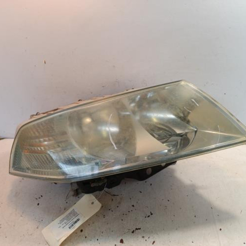 Optique avant principal droit (feux)(phare) SKODA OCTAVIA 2