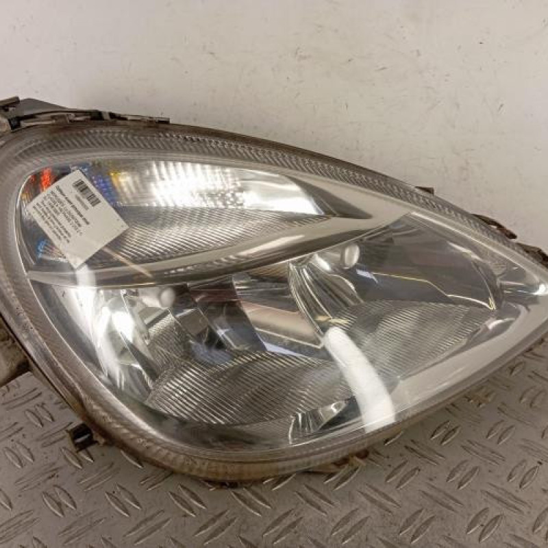 Optique avant principal droit (feux)(phare) MERCEDES CLASSE A 168