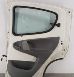 Porte arriere droit PEUGEOT 107 Photo n°4