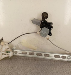 Leve vitre electrique avant droit SUZUKI SWIFT 4 Photo n°1