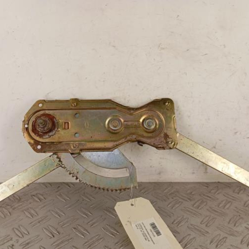 Leve vitre mecanique avant gauche CITROEN C15