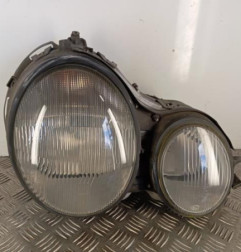 Optique avant principal droit (feux)(phare) MERCEDES CLASSE E 210 Photo n°1