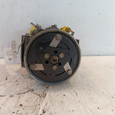 Compresseur clim CITROEN C4 1 Photo n°1