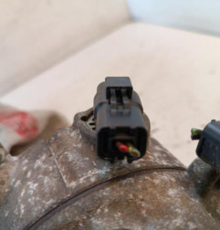 Compresseur clim CITROEN C4 1 Photo n°3