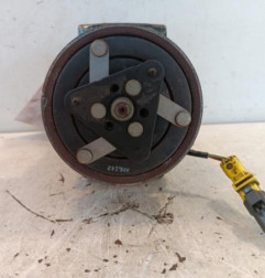 Compresseur clim CITROEN C4 1 Photo n°1