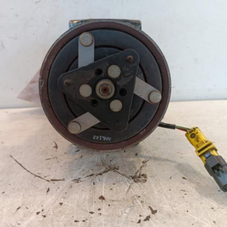 Compresseur clim CITROEN C4 1 Photo n°1