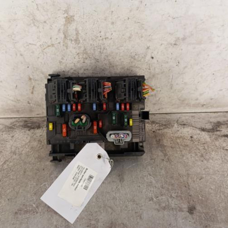 Boitier servitude moteur (BSM) PEUGEOT 207