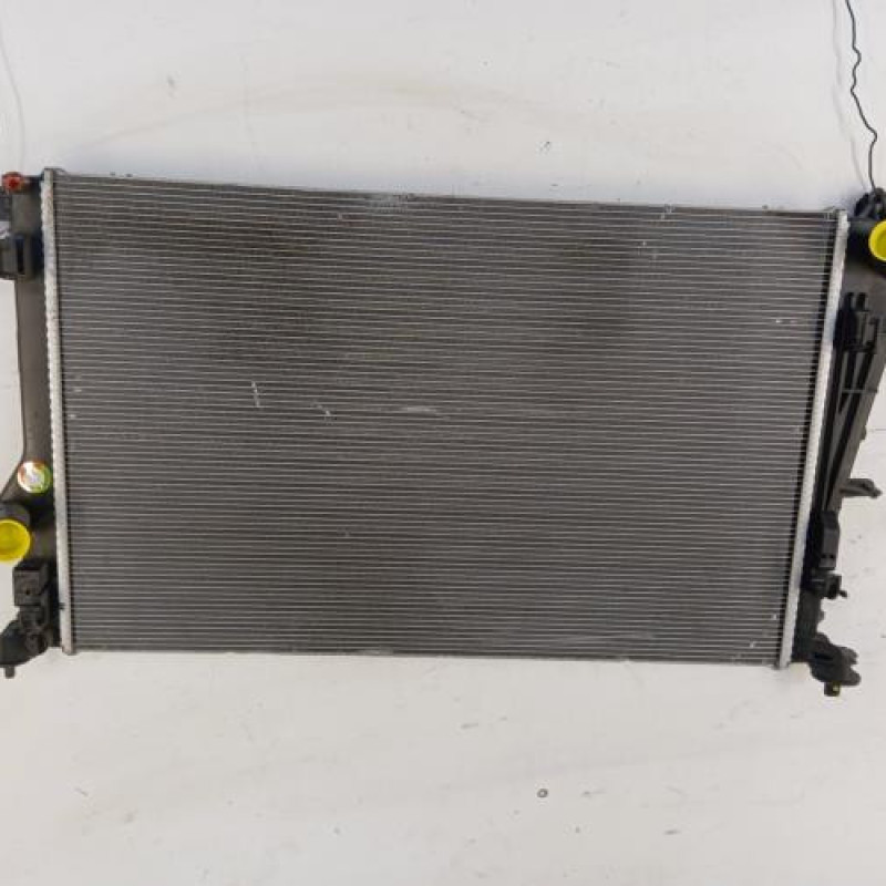 Radiateur eau RENAULT MEGANE 4 Radiateur eau RENAULT MEGANE 4