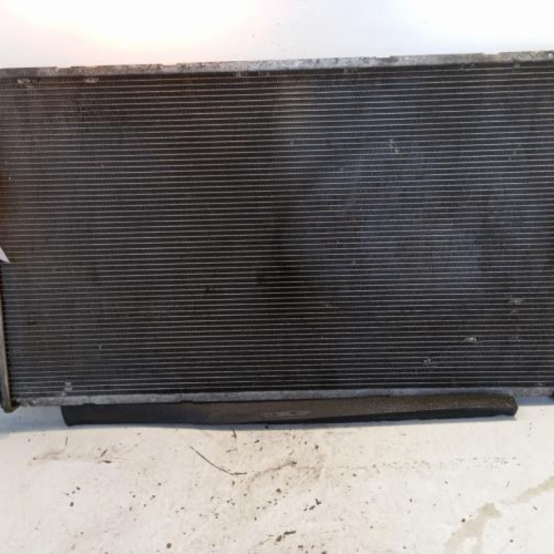 Radiateur eau TOYOTA VERSO
