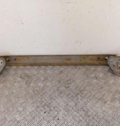 Renfort pare choc arriere (traverse) TOYOTA YARIS 2