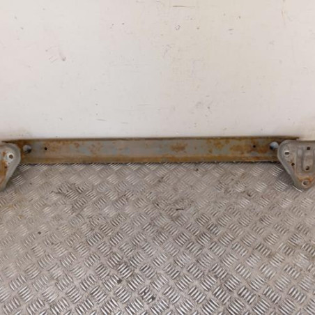 Renfort pare choc arriere (traverse) TOYOTA YARIS 2